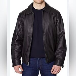 Men’s Premium Leather Classic Black leather coat size L New price firm!